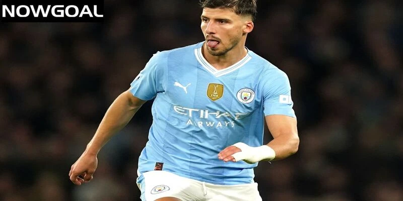 Ruben Dias hay đá vị trí SW trong màu áo Man City