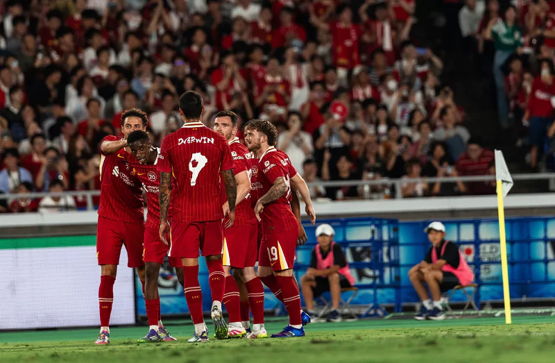 Phong độ Crystal Palace vs Liverpool đối lập nhau